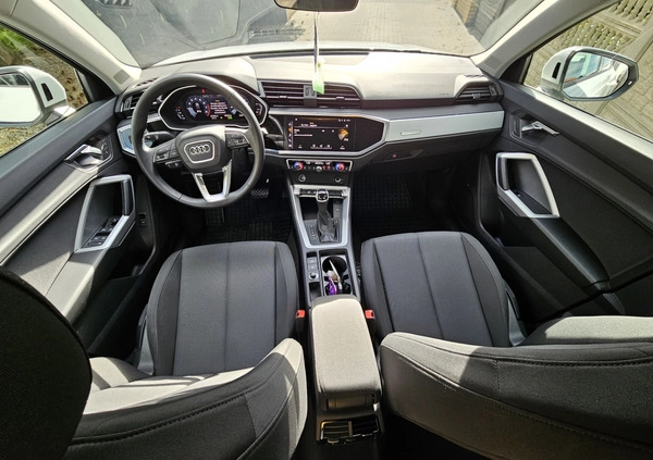 Audi Q3 cena 138900 przebieg: 21000, rok produkcji 2022 z Karczew małe 301
